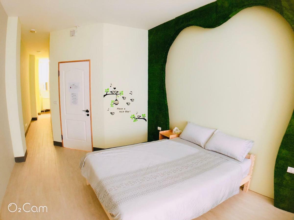 Greenonly Homestay Tainan Buitenkant foto