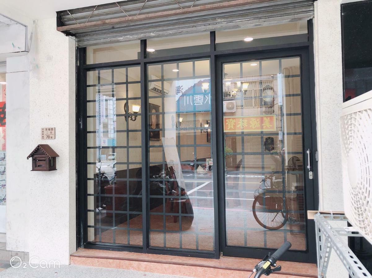 Greenonly Homestay Tainan Buitenkant foto